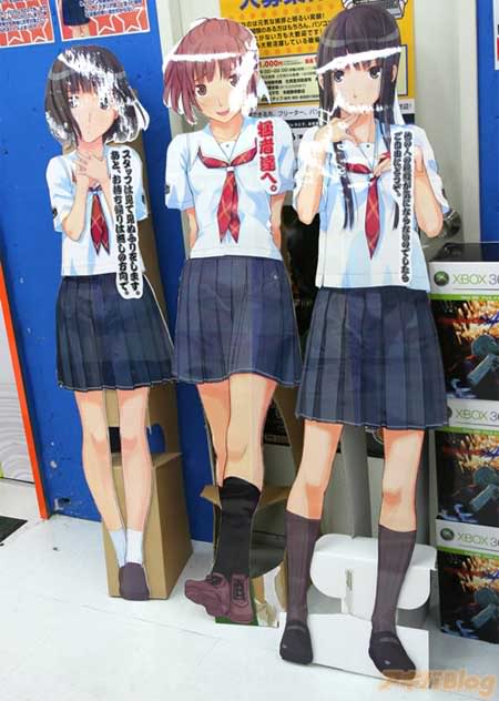 KimiKiss Standees